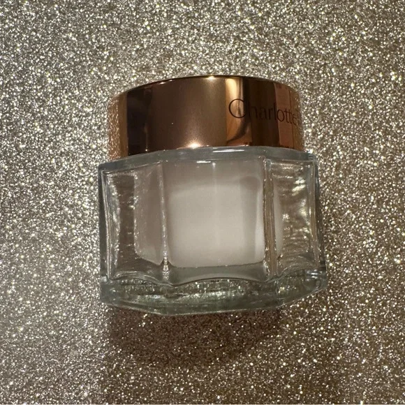 Charlotte Tilbury Magic Cream Anti-Aging Moisturizer 50mL - Picture 7 of 11